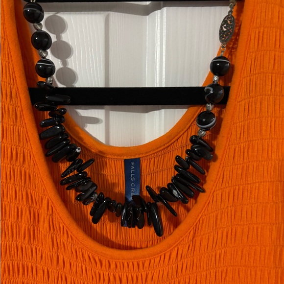 Elegant Black Beaded Necklace - Picture 7 of 13